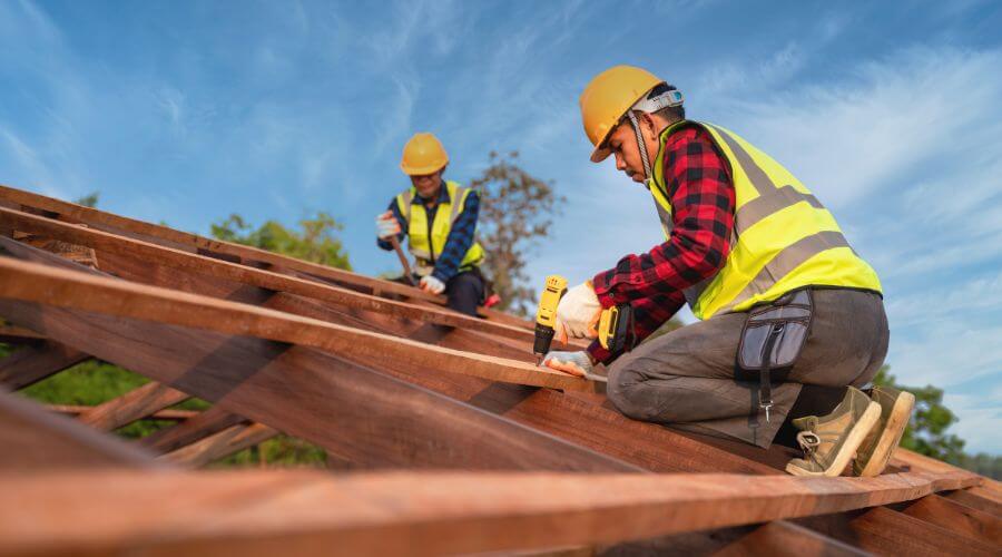 Professional gutter cleaning in Harbert, MI
